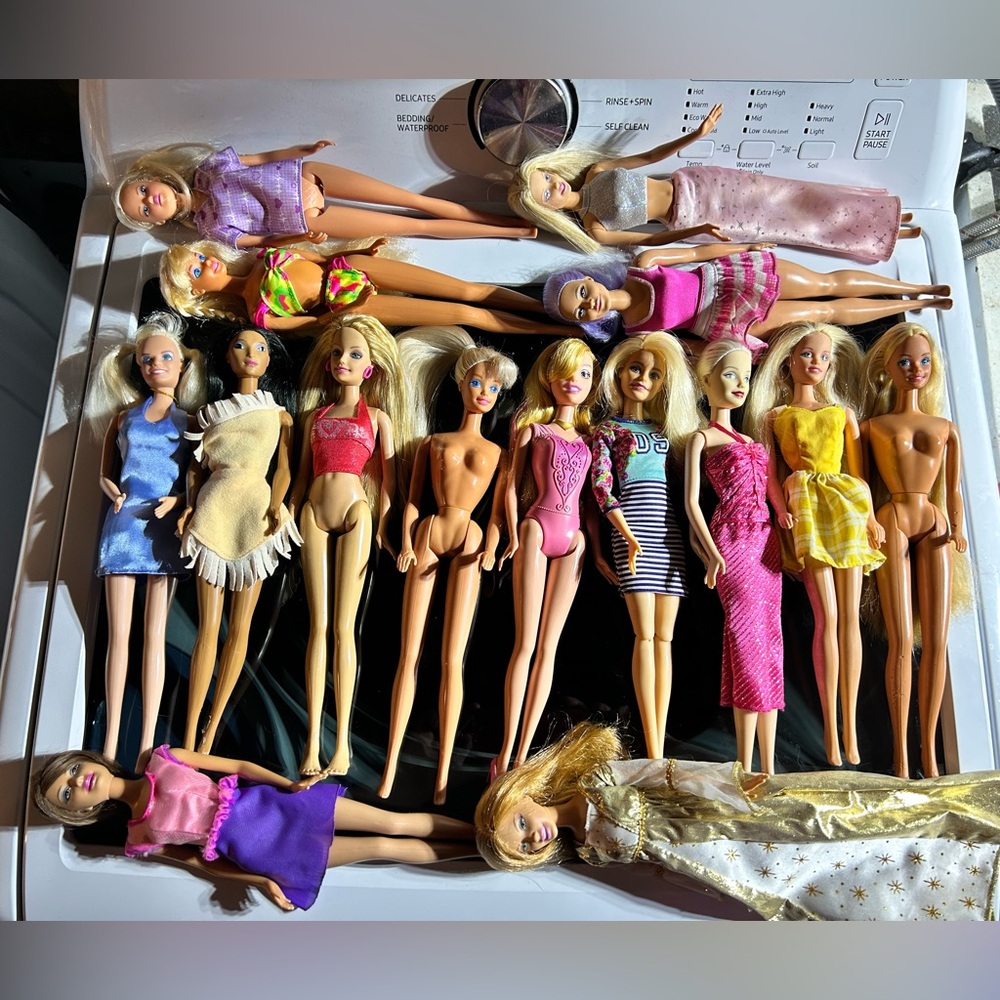 Barbie lot